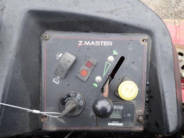 2015-toro-z-master-zero-turn-mower-74267315000334-image-11