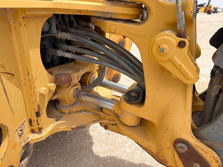 2007-deere-310sj-image-7