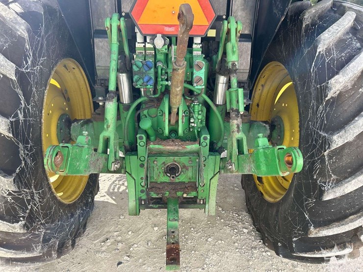 john-deere-6125m-image-13