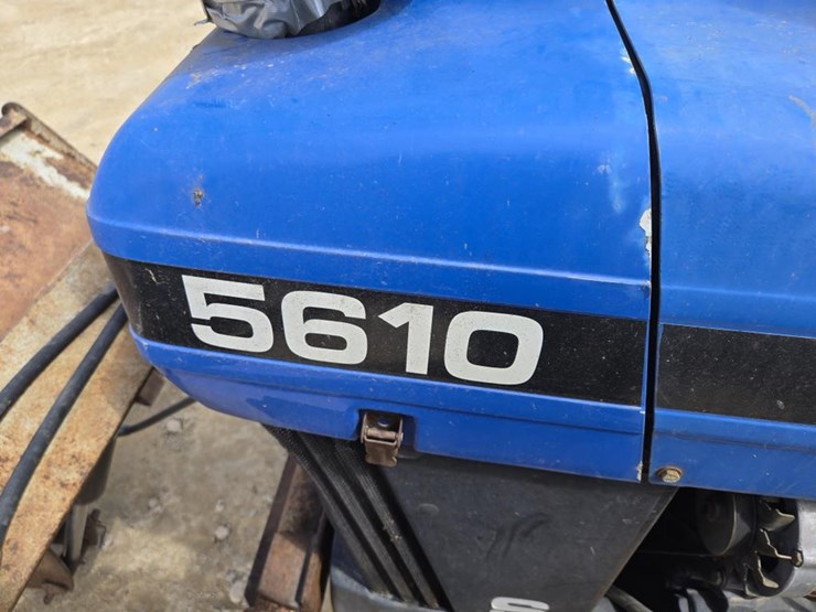 new-holland-5610-image-5