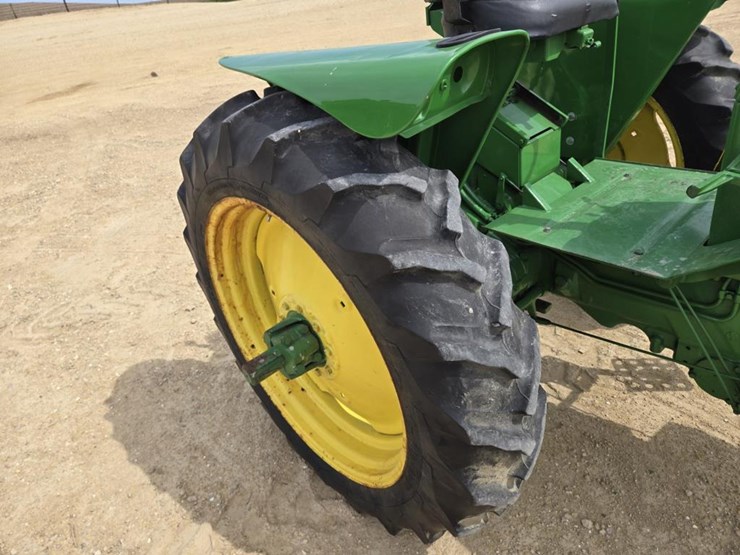 1961-john-deere-2010-image-17