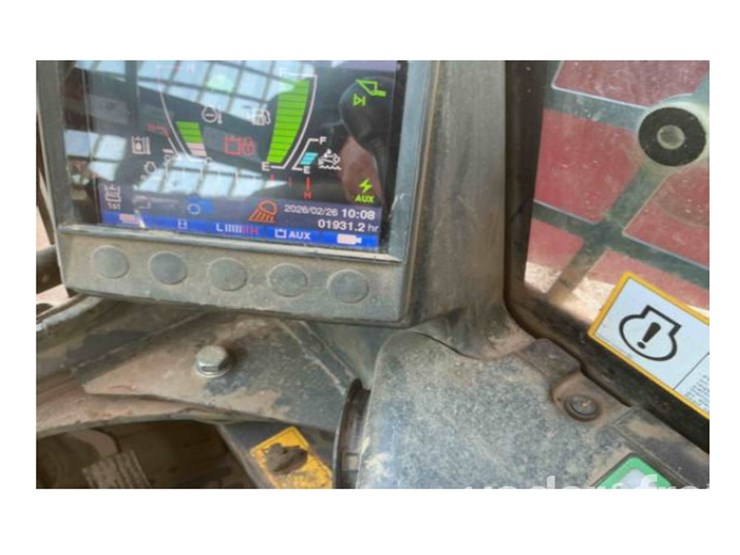 2022-takeuchi-tl12v2-image-9