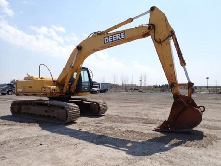 2004-deere-270c-lc-image-3
