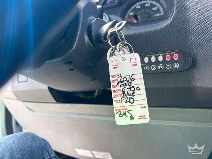 2018-ford-e450-image-25
