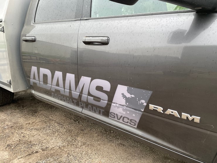 2019-dodge-ram-3500-image-25