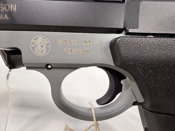 #34-•-smith-&-wesson-22a-1-22lr-pistol-umb1168-image-9