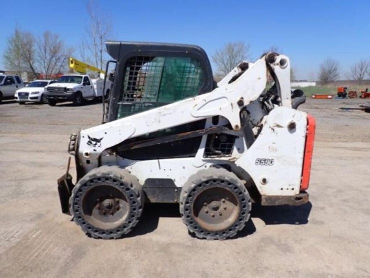 2019-bobcat-s590-image-8