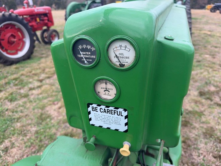 john-deere-b-image-36