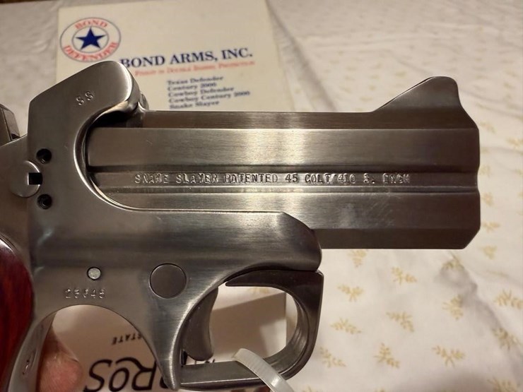 bond-arms-snake-slayer-45-colt/410ga-pistol-image-3