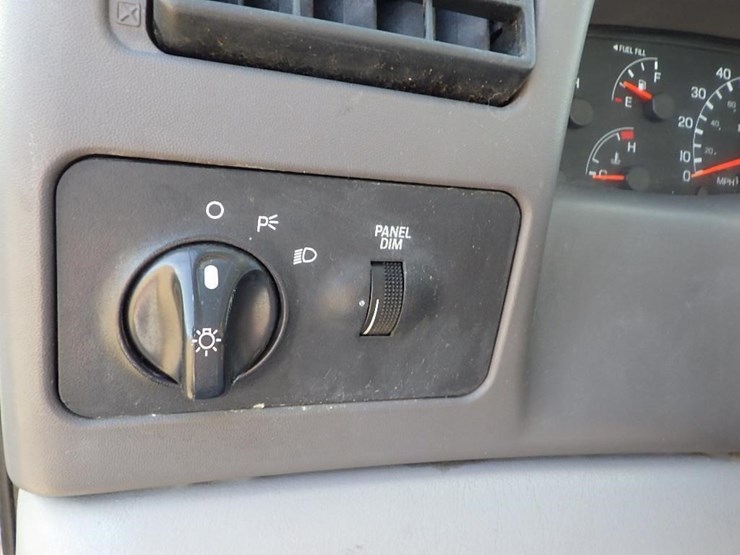 1999-ford-f450-image-41