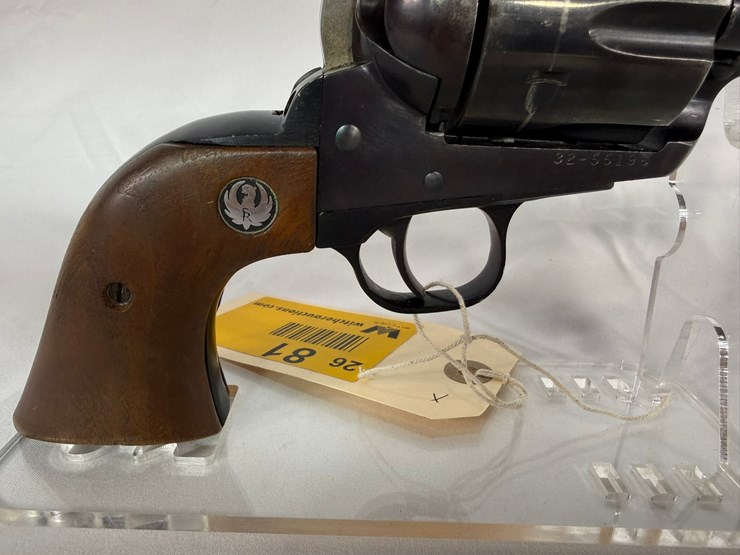 #81-•-ruger-blackhawk-357mag-revolver-32-55196-image-11