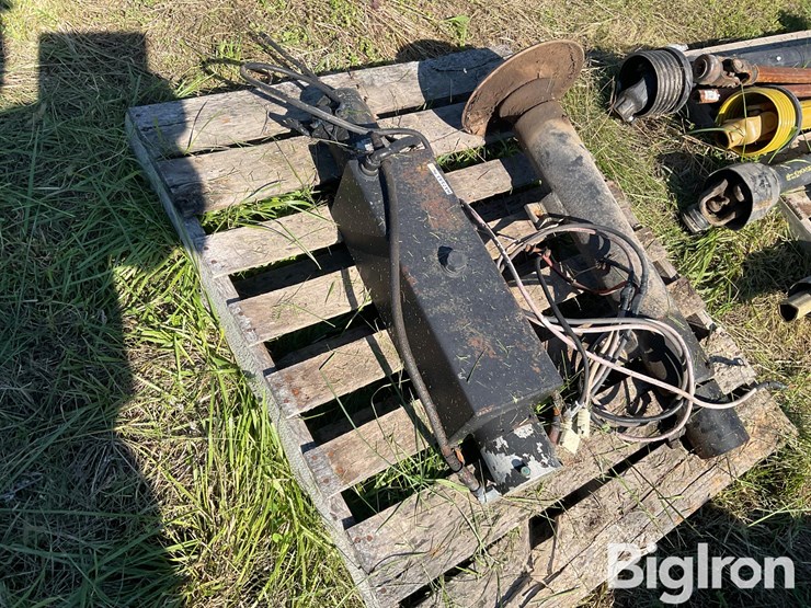 electric-over-hydraulic-trailer-jack-image-5