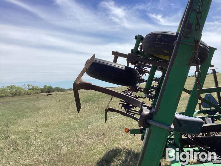 john-deere-550-image-13