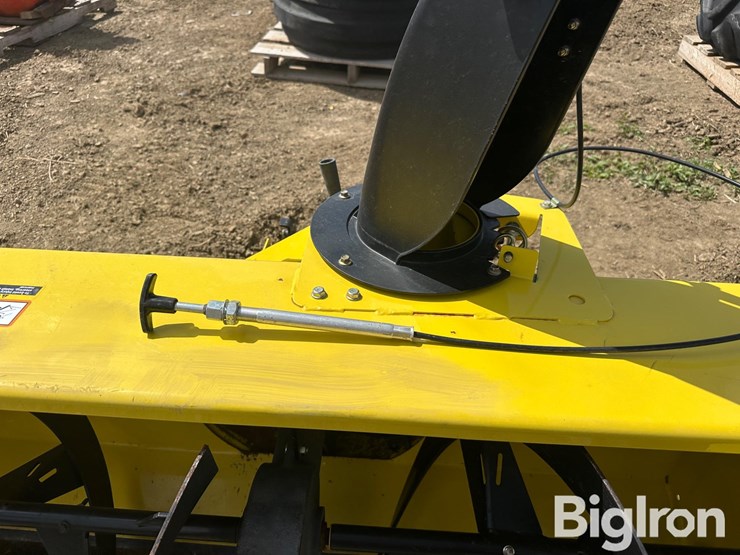 2010-john-deere-47-image-11