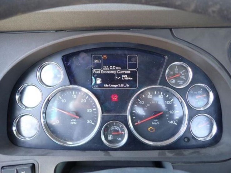2019-kenworth-t880-image-15