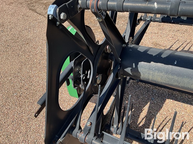 john-deere-30-image-13