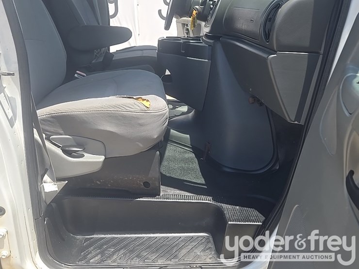 2007-ford-e250-image-30