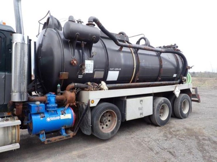 inoperable-2005-mack-cv713-tri/a-vacuum-truck-1m2a-image-35