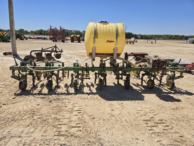 john-deere-6-image-2
