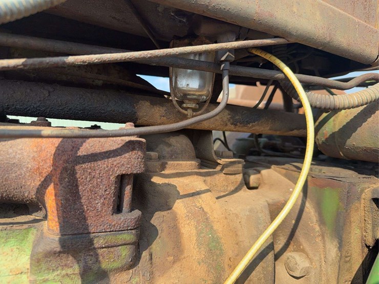 john-deere-h-image-26
