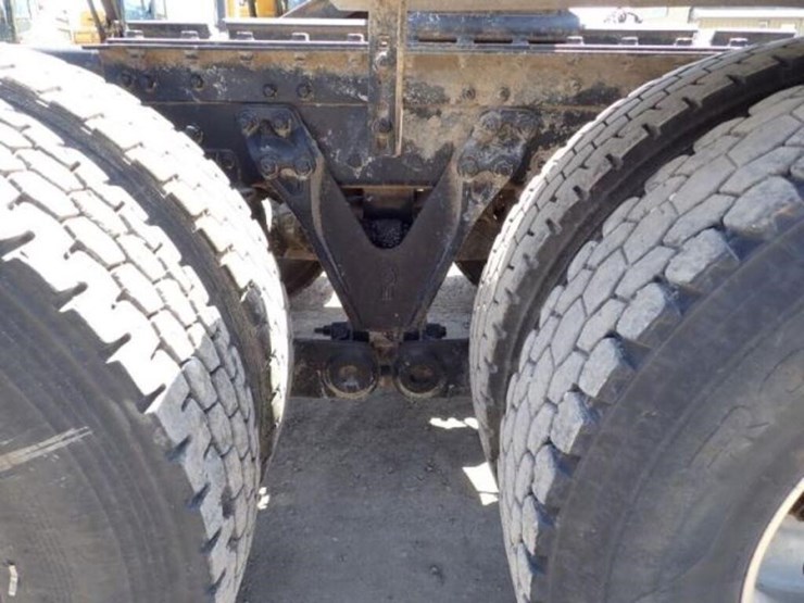 2019-kenworth-t880-image-56
