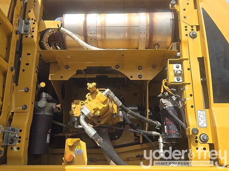 2019-caterpillar-336-image-41