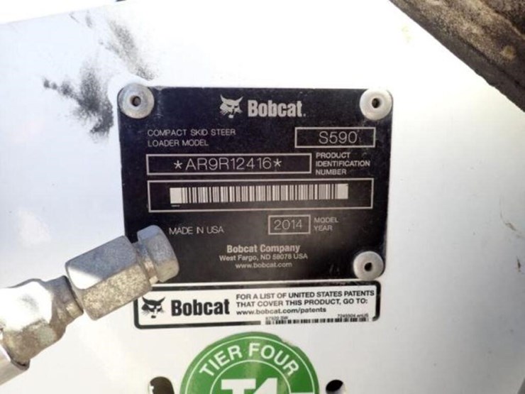 2014-bobcat-s590-image-9