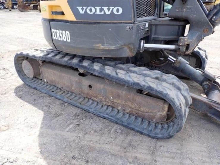 2015-volvo-ecr58d-image-57