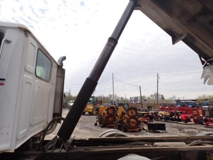 2000-western-star-5964ss-image-67