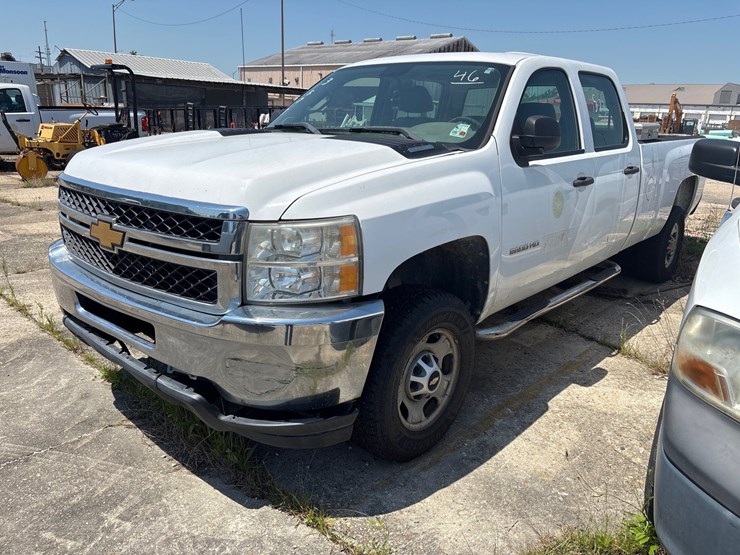 2012-chevrolet-2500-image-1