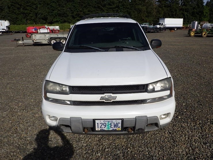 2003-chevrolet-blazer-image-2