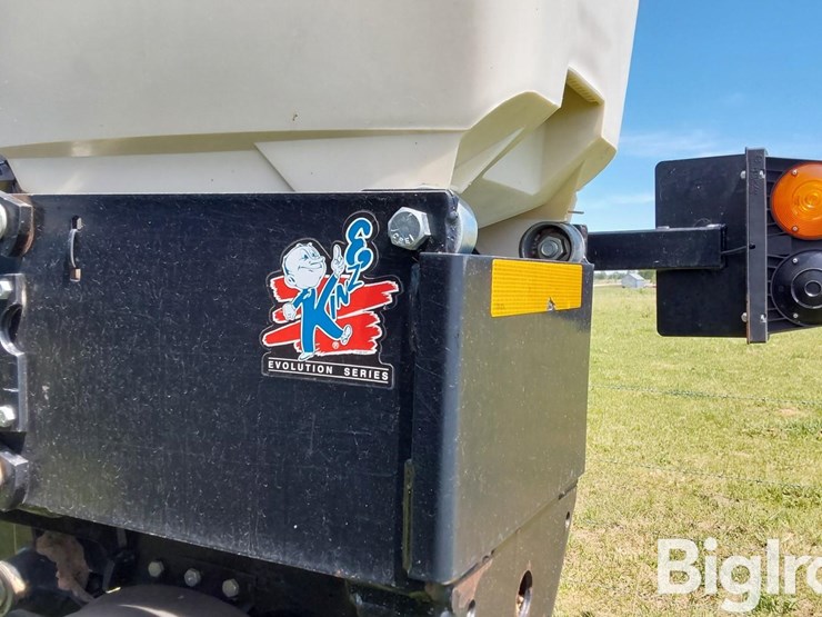 2014-kinze-3600-image-14