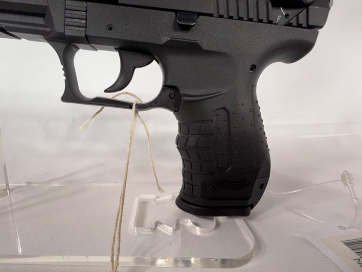 #27-•-walther-p22-22lr-pistol-w047469-image-3