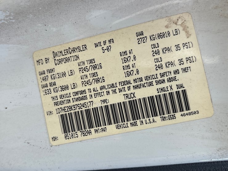 #41-•-2007-dodge-1/2-ton-compact-crew-cab-pickup-truck-image-9