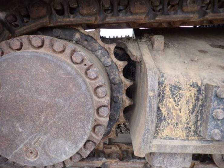 2015-caterpillar-349fl-image-45