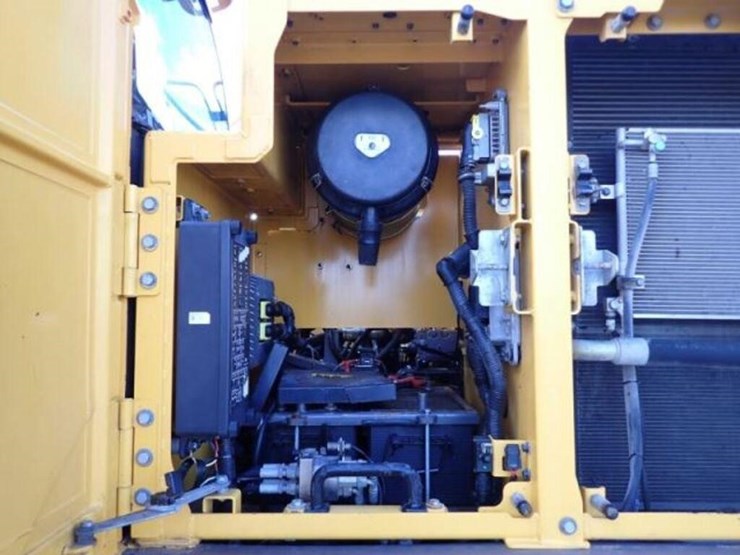 2015-volvo-ec250el-image-65