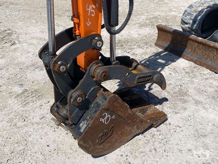 doosan-dx27z-image-12