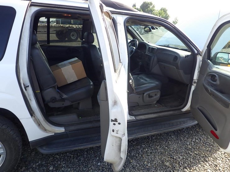 2003-chevrolet-blazer-image-18