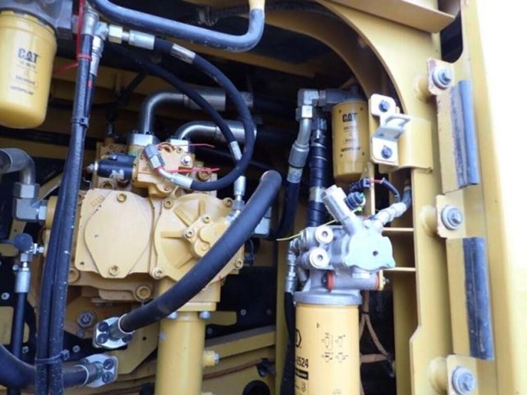 2015-caterpillar-349fl-image-56