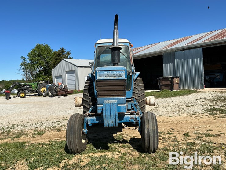 ford-tractor-image-2