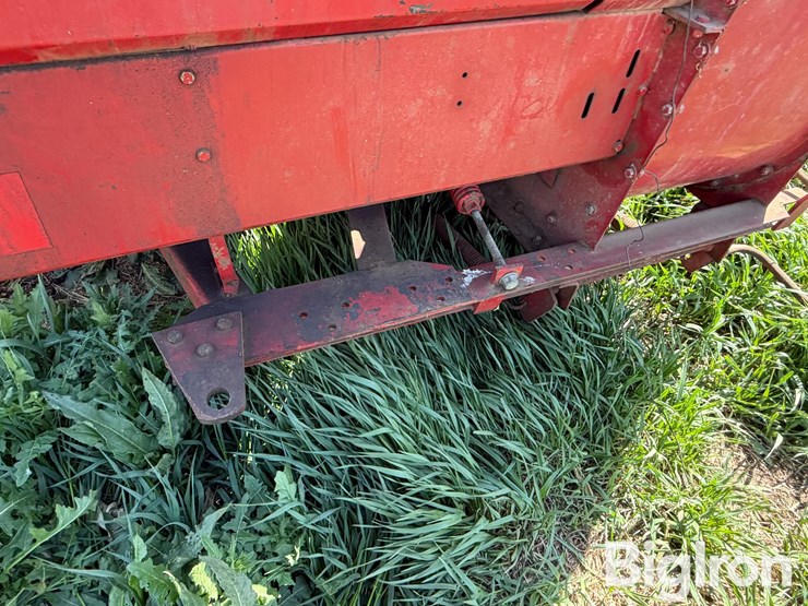 new-holland-718-image-19