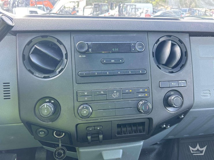 2016-ford-f350-image-15