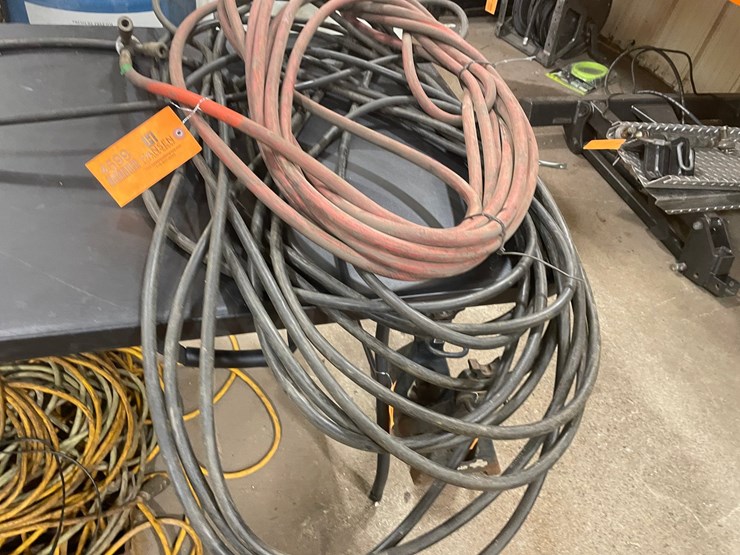 #4599-•-(2)-air-hoses-image-2