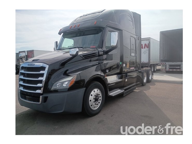 2019-freightliner-cascadia-image-1