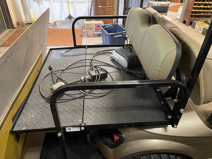 #4536-•-ezgo-electric-golf-cart-image-7