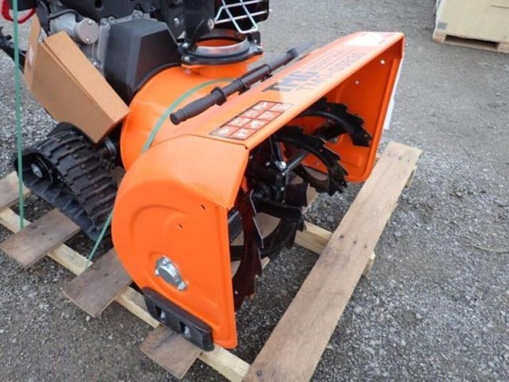 stanforge-gsb30-snowblower-image-18