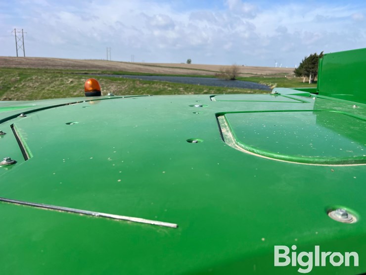2012-john-deere-s550-image-15