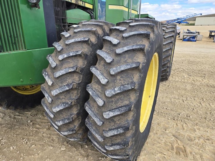 john-deere-8450-image-3