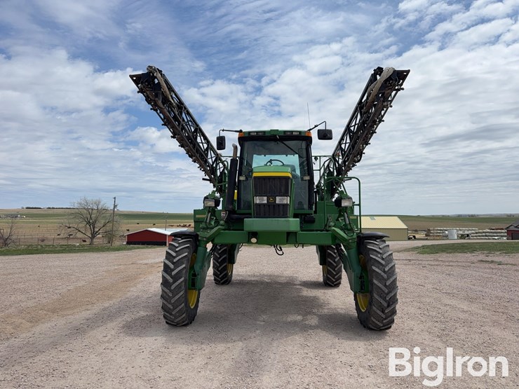 john-deere-4700-image-2