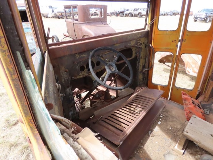 amazing-cool-1935-ford-short-school-bus-image-6